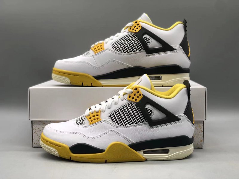 Air Jordan 4 Retro White Vivid Sulfur 2024