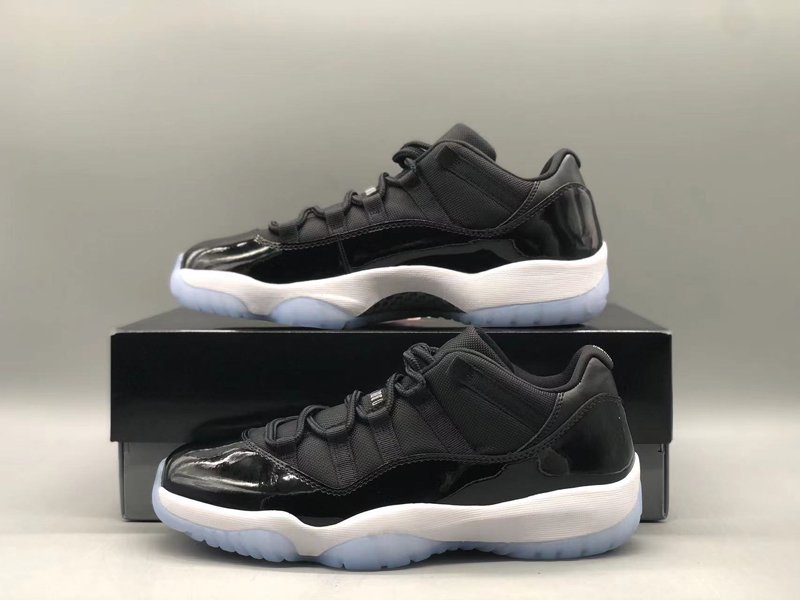 Men's Sneakers Air Jordan 11 Retro Low Space Jam 2024