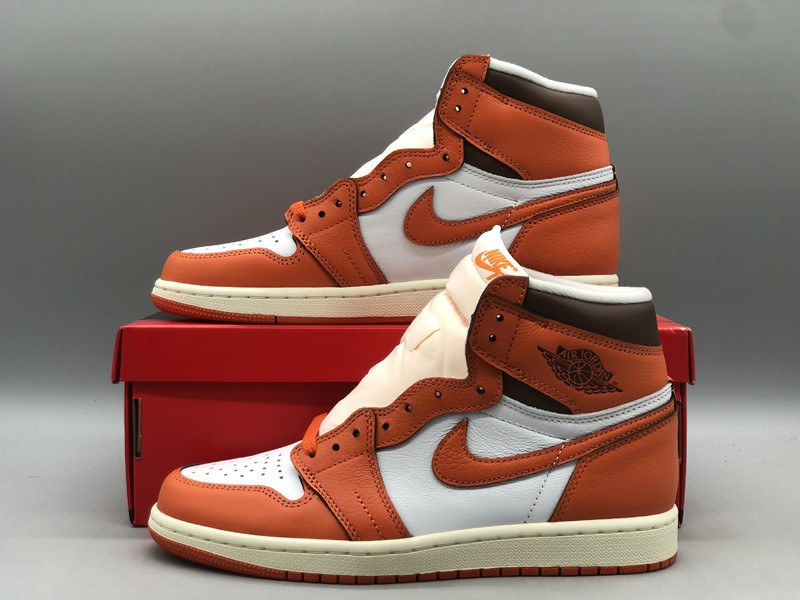 Iconic Sneakers Air Jordan 1 Retro High OG Starfish DO9369-101